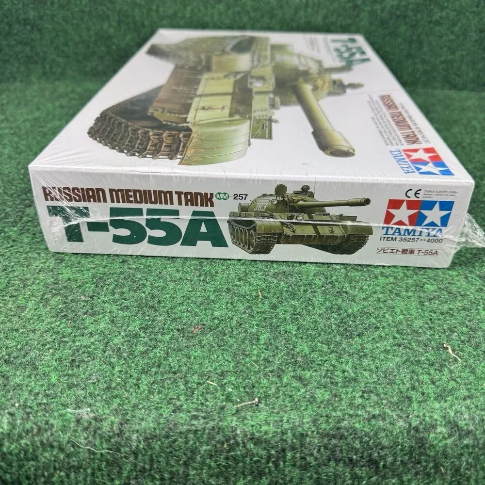 Tamiya  1/35  35257  Russian Medium Tank T-55A plastic model kit Sealed New